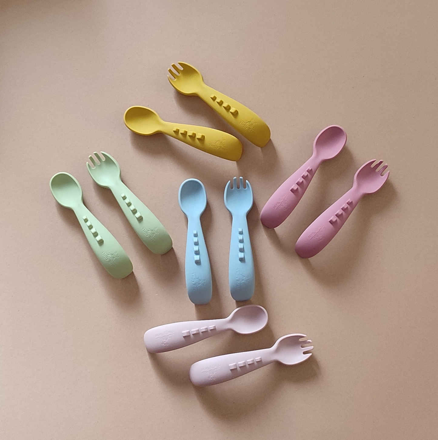 Silicone Divided Suction Plate (Dino) - Dark Pink