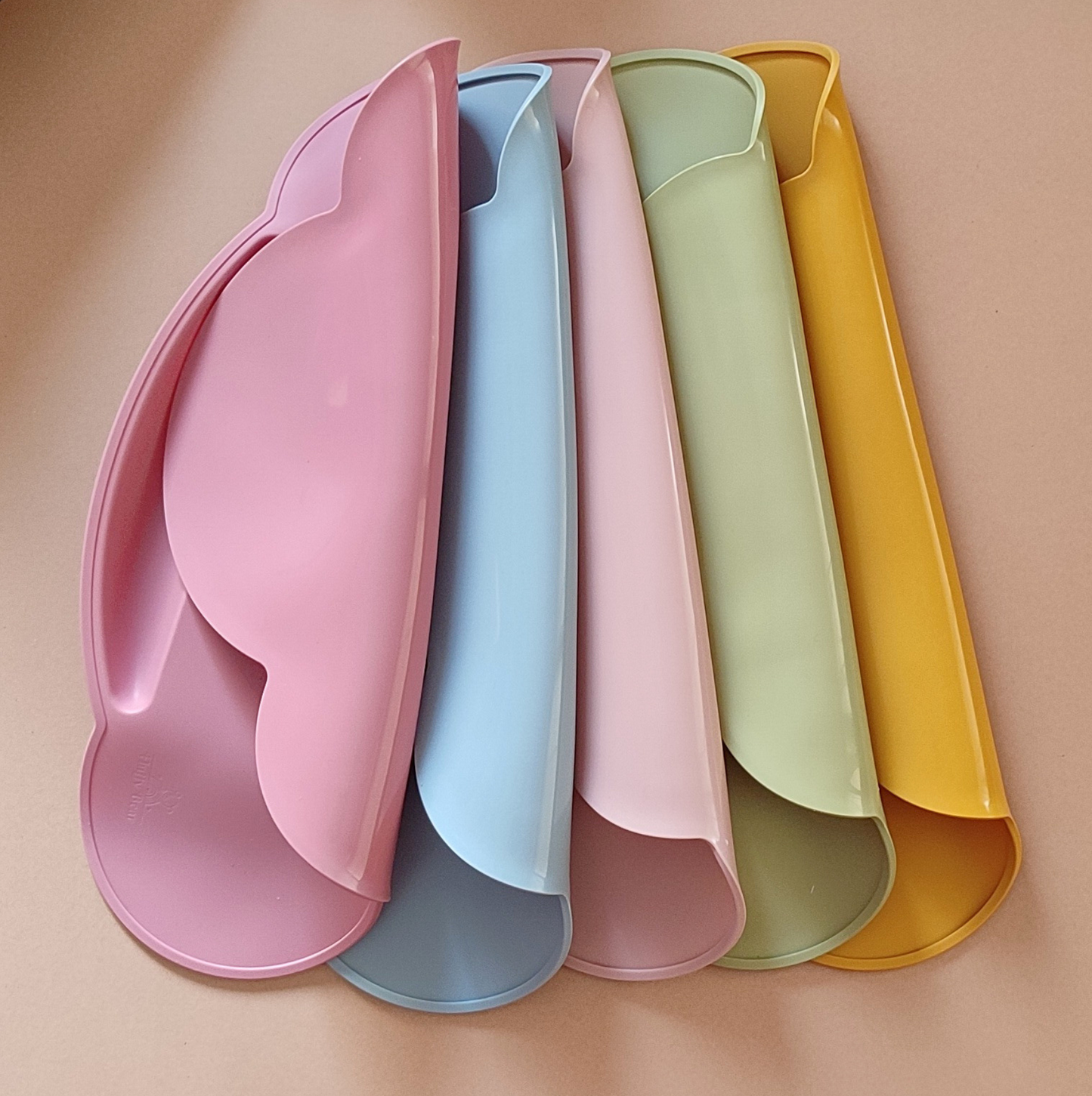 Silicone Cloud Placemat - Mango